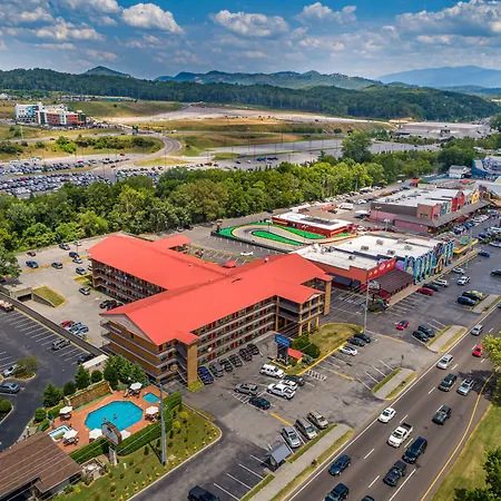 Americana Inn A Travelodge By Wyndham-3